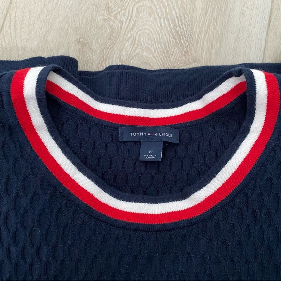 NWOT Tommy Hilfiger’s top with 3/4 sleeves - Picture 5 of 5